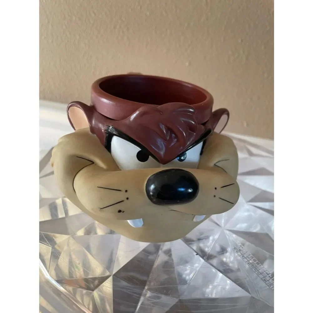 1992 Warner Bros TAZ Cup